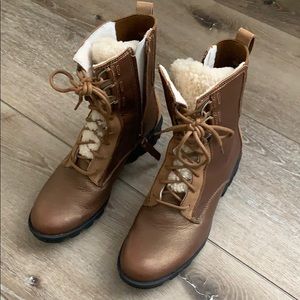 Sorel Boots- Warm and Worn Only Once!